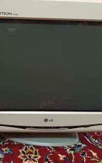 مانیتو رLG
