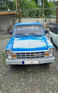 نیسان ۸۶ بی رنگ
