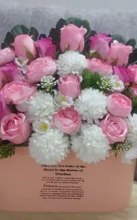 باکس گل مصنوعی