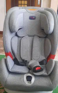 صندلی ماشین بیبی لند
