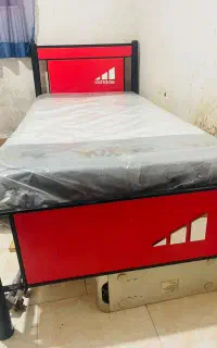 فروش فوری تخت یک نفره فلزی با تشک طبی رویال