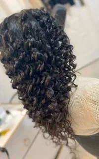خدمات آرایشگری در خانه