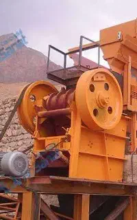 نیاز به اپراتور سنگ شکن