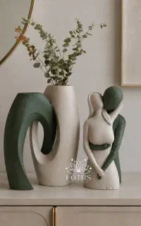 گلدان و مجسمه
