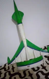 ماکت هواپیما کاردست حراج کردم