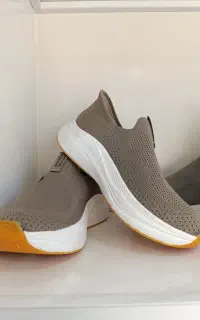 کفش های طبی از برند Skechers