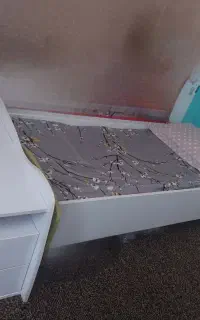 تخت نوزاد ونوجوان