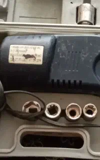 اچار چرخ فندکی خودرو