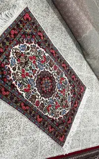 فرش دستبافت یه ذره و نیم