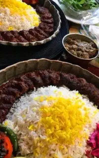 کار در رستوران گلسرخ