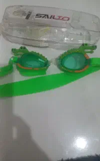 عینک شناا بچگانه