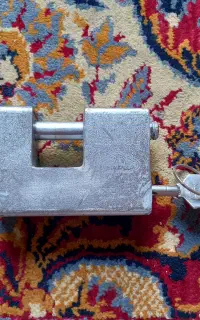 قفل کتابی