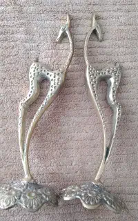 مجسمه برنجی سنگین