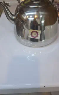کتری وقوری ویک عددکتری نو مارک دسینی