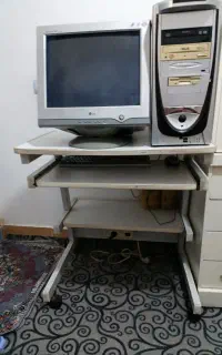 میز کامپیوتر