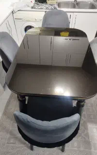 میز نهار خوری چهار نفره
