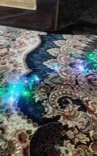 یک عدد چراغ خوش رنگ