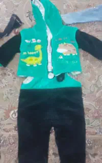 کاپشن بچه و شلوار