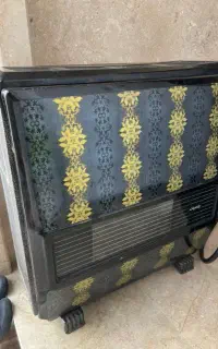 دوعددبخاری یکی داخل انباری مونده یکیم روشن بود