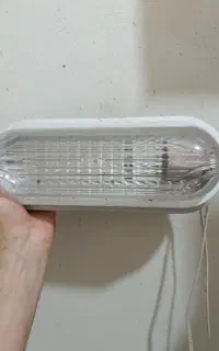 لامپ و حبابی