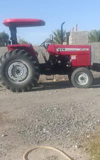 تراکتور مدل 1402