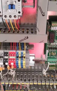 تعمیرات و سرویس ماه آسانسور