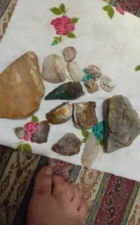 چند عدد سنگ