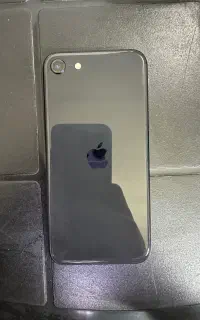 ایفون se2020