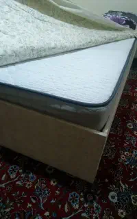 تخت دو نفره به همراه تشک تخت