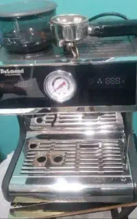 قهوه ساز نو مارک دلمونتی