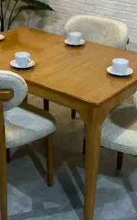میز نهارخوری