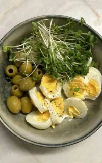 تهیه غذای حانگی و‌رژیمی با مواد اولیه تازه
