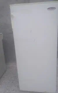 یخچال. و. گاز فروشی
