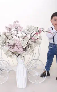 آتلیه کودک. عکاسی از کودک دلبند شما