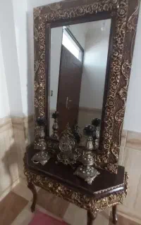 آینه و شمعدانی با ساعت