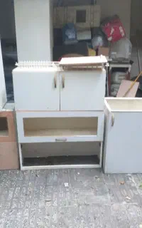 کابینت آهنی سالم