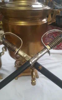 اشیای قدیمی بفروش میرسد