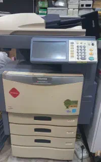 دستگاه کپی رنگی/توشیبا/درحدنو/سالم