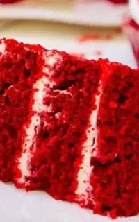 انواع کیک و دسر و‌ژله و حلوا برای مراسم و کافه ها