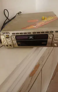 دستگاه دی وی دی