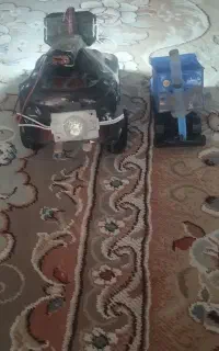 دوتا ماشین اسباب بازی