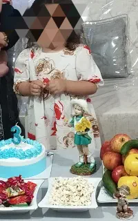 مقدار زیادی لباس اسپرت و دخترانه