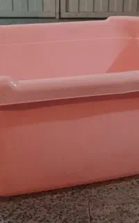 وان حمام پلاستیکی بزرگ