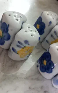 نمکدان گل پنبه ای قدیمی  مدل قلبی