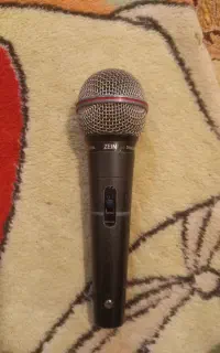 میکروفون زاین ۱۰۰۰