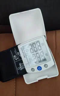 فشار سنج مچی آکیومد
