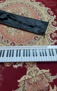 (پیانو تاشو ) .کیبورد تاشو .