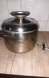 کتری شیر دار