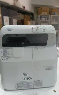 دیتا پروژکتور اولترا EPSON EB 685WT