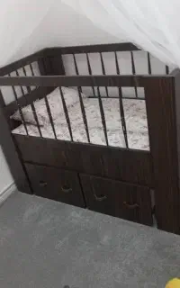 تخت وتشک کودک تا ۵ سال